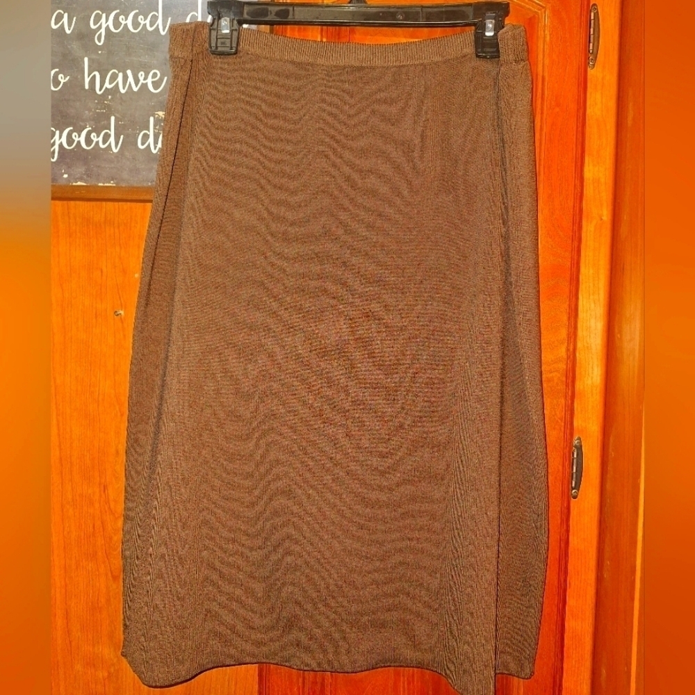 Grace Dane Lewis Elegant Brown Midi Skirt In A Size XL. NWT.